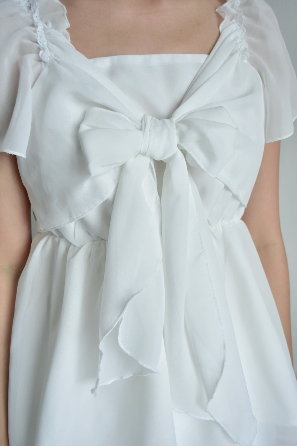 Ribbon Top White